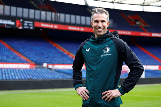 Robin Van Persi:&nbsp;"Mərhələni keçmək şansımızı 50% görürəm"